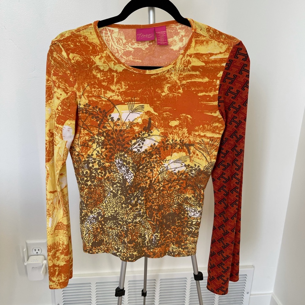 Early 2000’s Thalia bell sleeve blouse